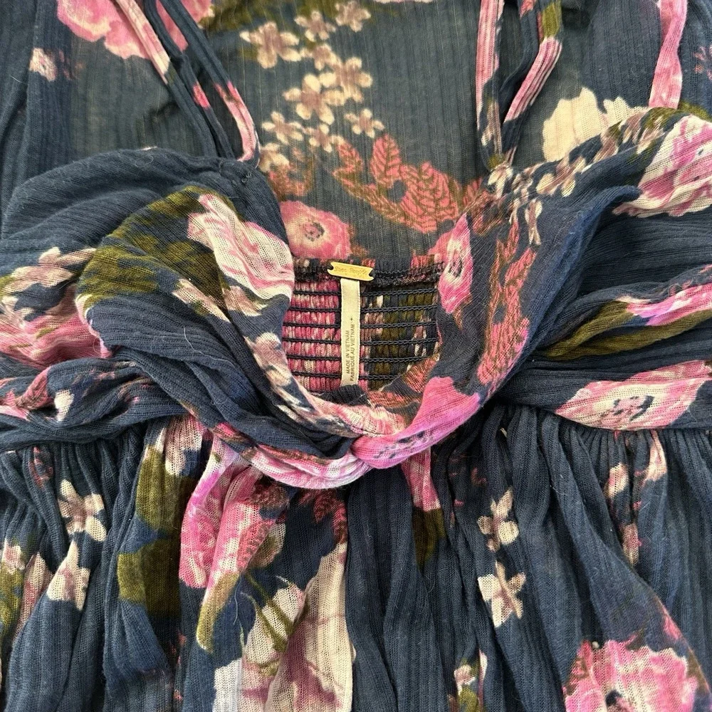 Free People Floral‎ High Low Dress Navy Pink Smocked Back Adj Straps Sz S Boho